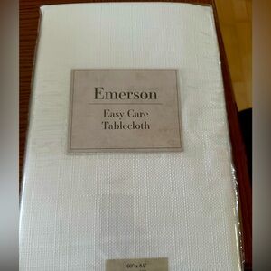 COPY - 4 New In Package Emerson Easy Care White Tablecloth